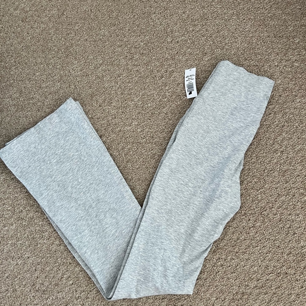 Aritzia TNA Gray Yoga Pants